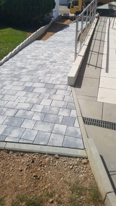 WhatsApp Image 2025-08-29 at 23.21.22 (2)