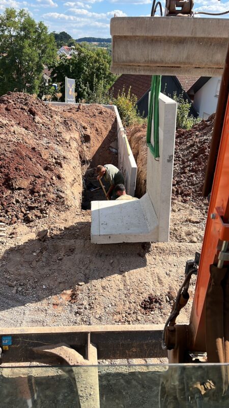 WhatsApp Image 2025-08-29 at 23.30.43 (1)